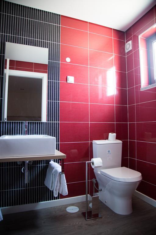 Tomas Guest House II Ковілян Екстер'єр фото